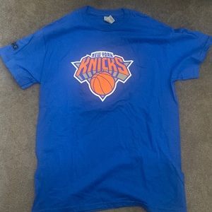 Blue New York Knicks medium t-shirt